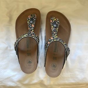 Birkenstock Gizeh Floral Sandals